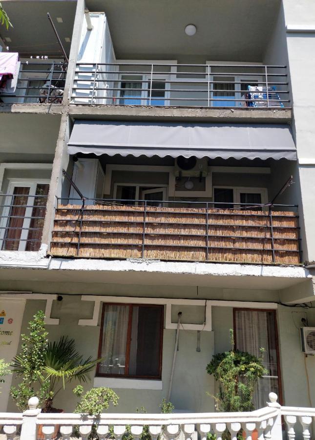 Salounique Lux Apartment Tiflis Dış mekan fotoğraf